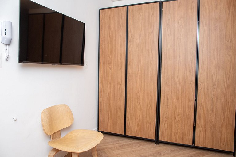 One House Santa Casa Sixteen