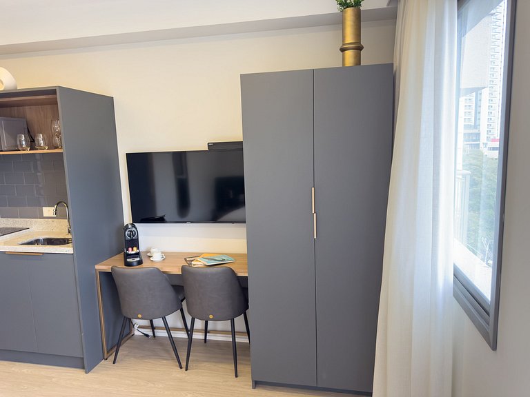 Atmos Brooklin Eleven