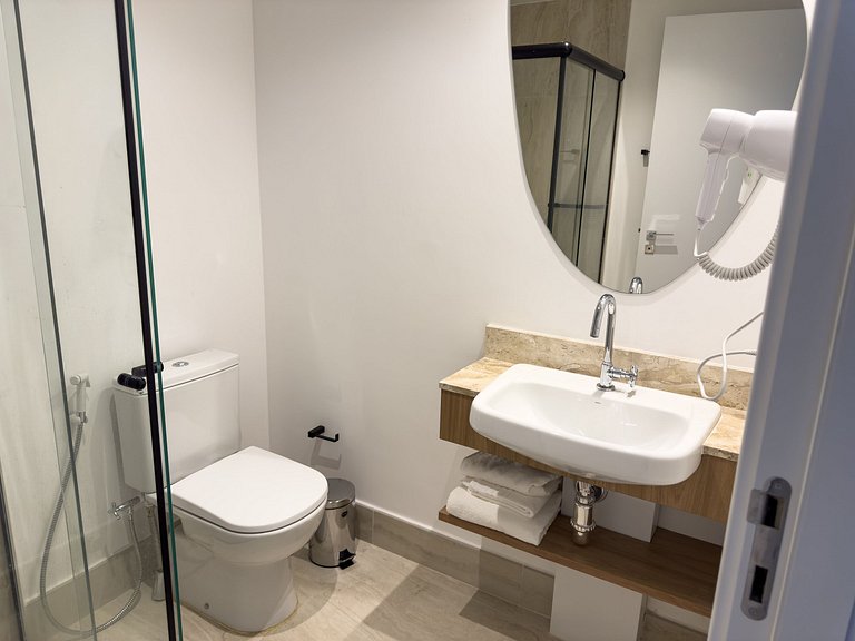 Atmos Brooklin Eight