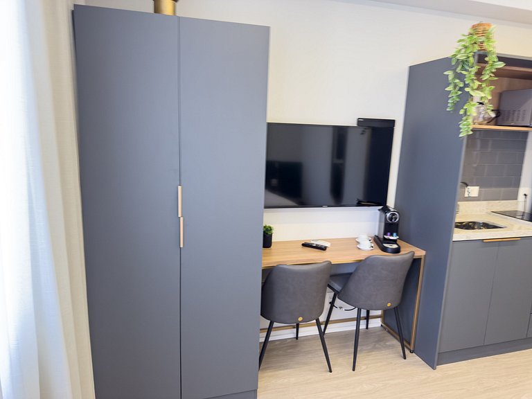 Atmos Brooklin Eight