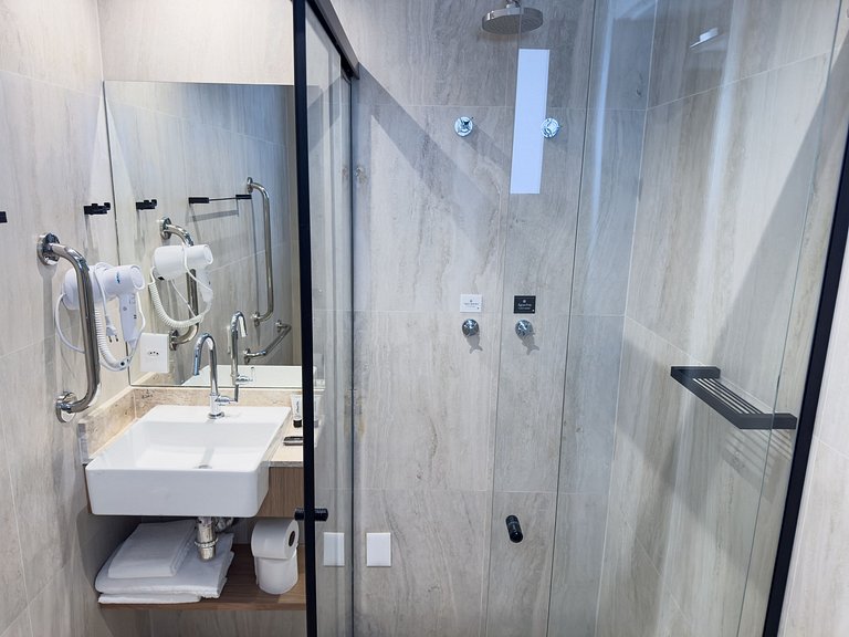 Atmos Brooklin Eleven