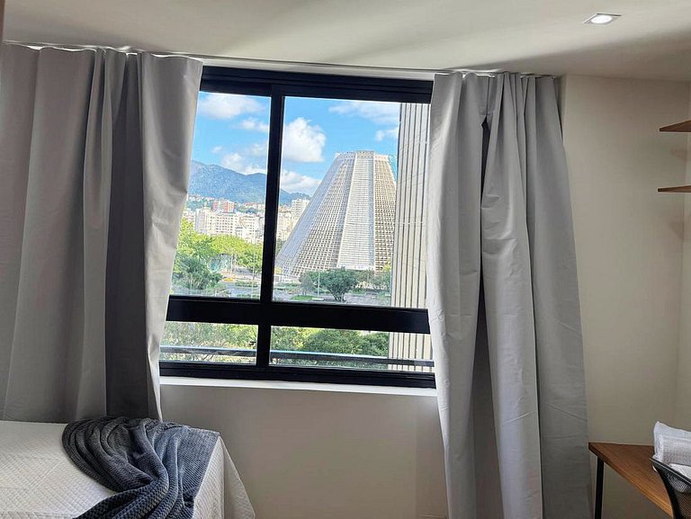 Send Arcos da Lapa Eight