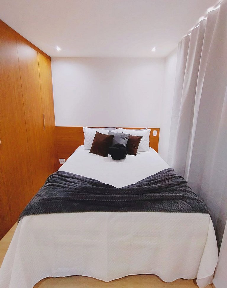 Send Arcos da Lapa Eight