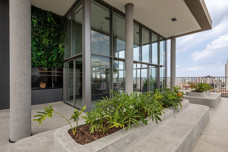 Domingos Vila Mariana Eighteen