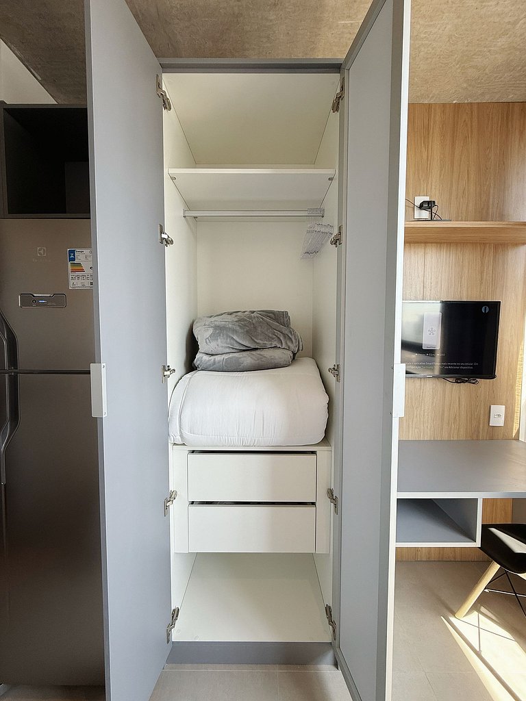 Domingos Vila Mariana Eighteen