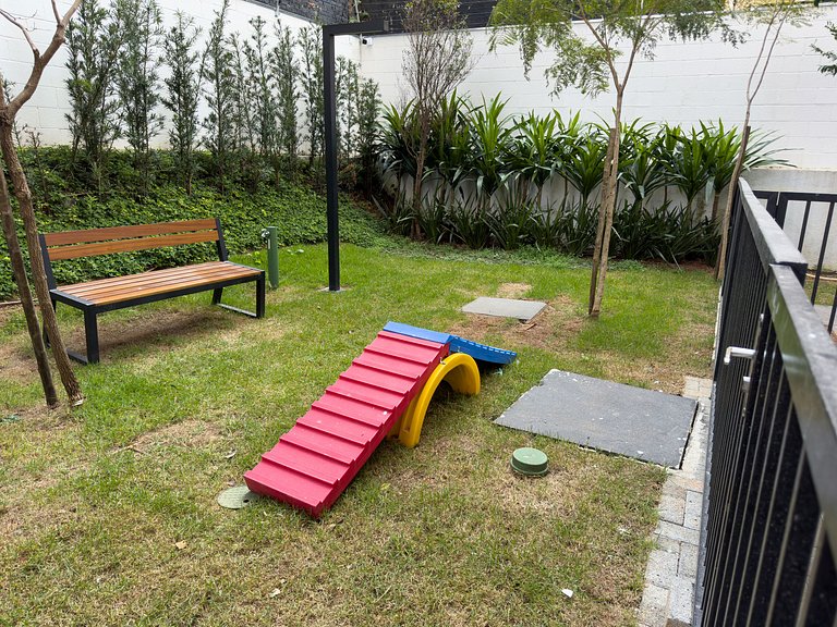 Smart Bourbon Living Bstay