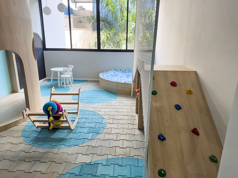 Boutique Studio | Smart Bourbon