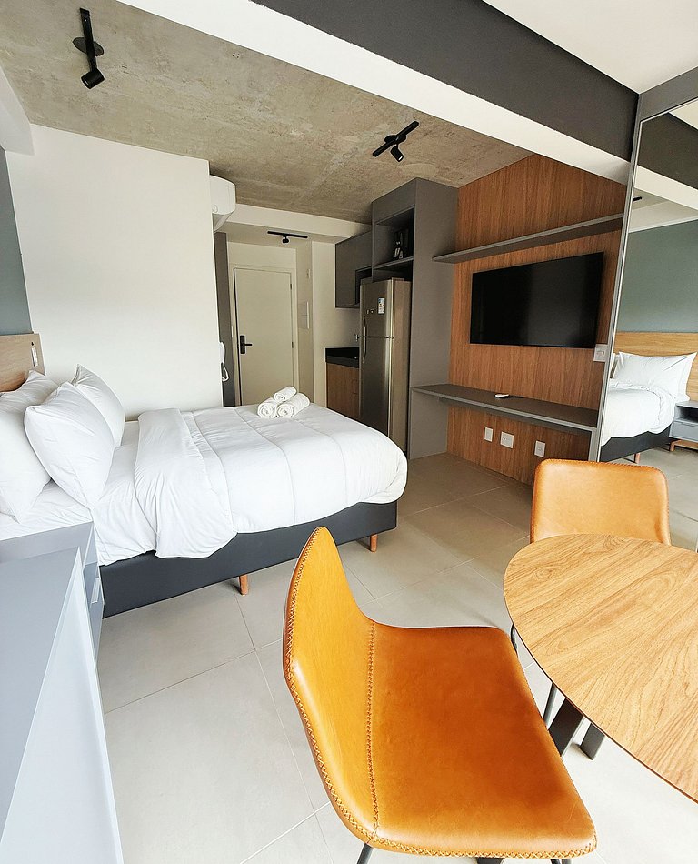 Augusta Jardins Eight