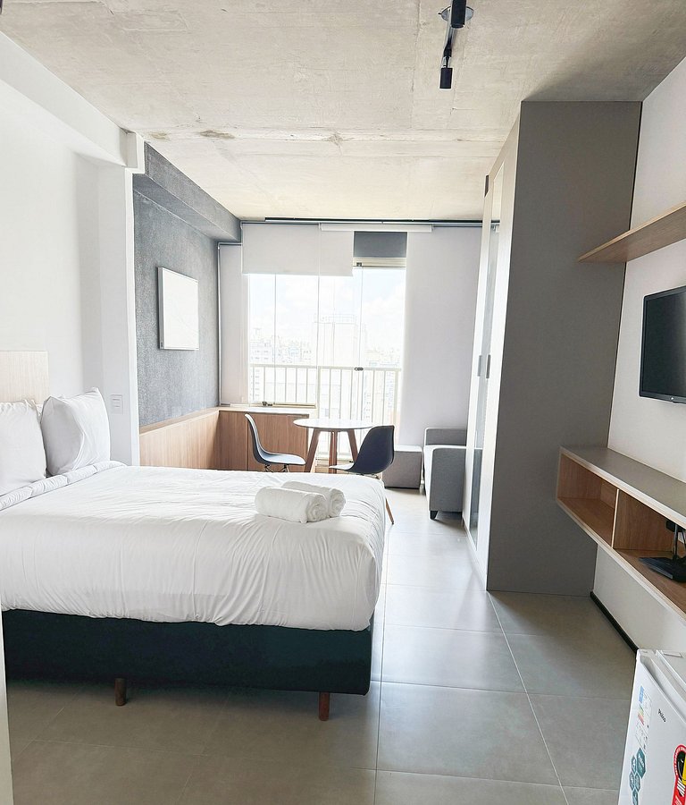 Melo Alves Jardins Five