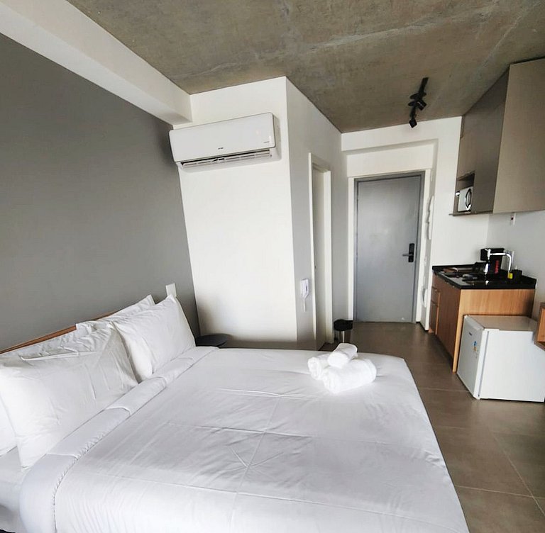 Melo Alves Jardins Six