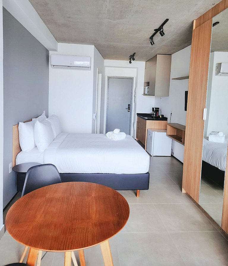 Melo Alves Jardins Six