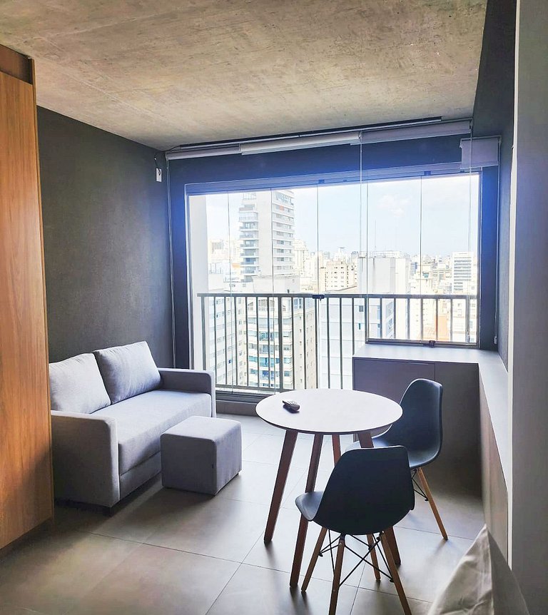 Melo Alves Jardins Six