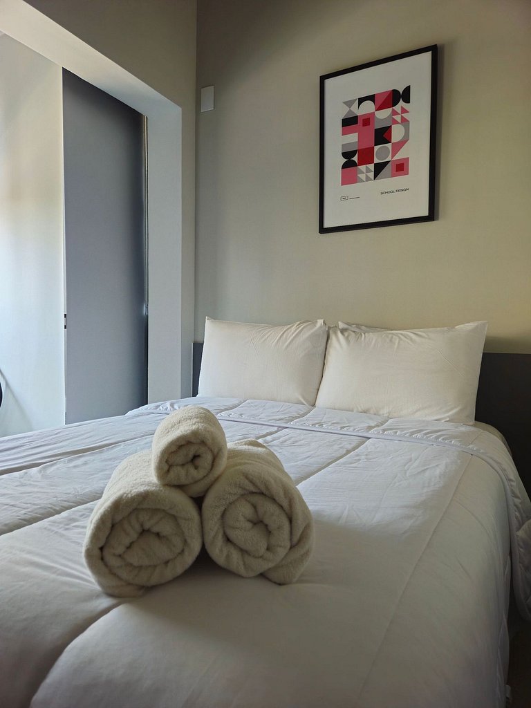 On Paulista Paraíso Three