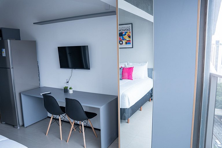 ON 1812 | Resort urbano na Paulista, metrô à porta