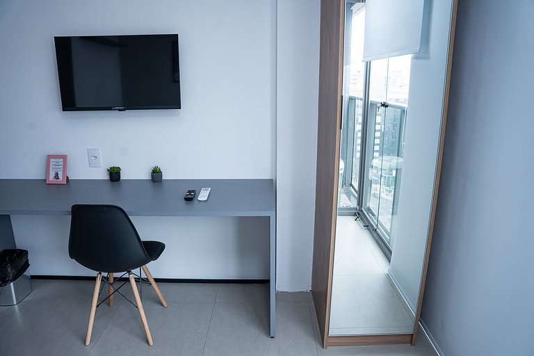 On Paulista Paraíso Six