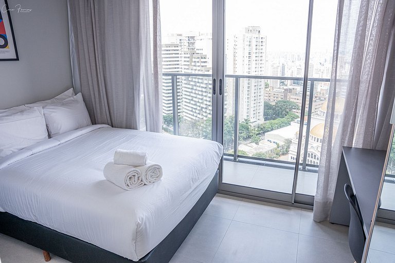 On Paulista Paraíso Seven