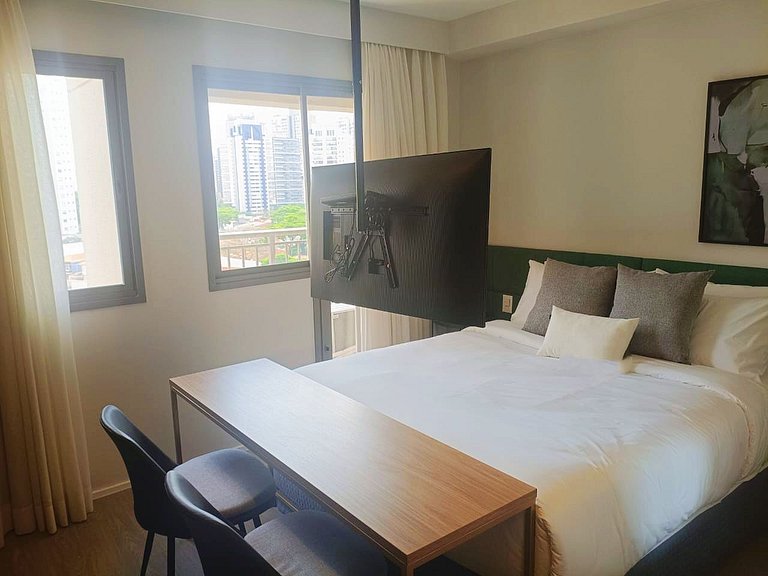 Atmos Brooklin Eight