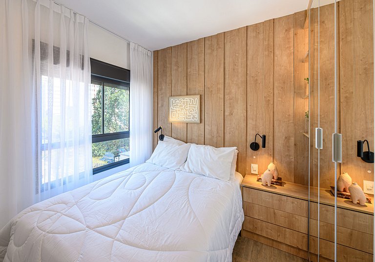 Gabriel Boutique One