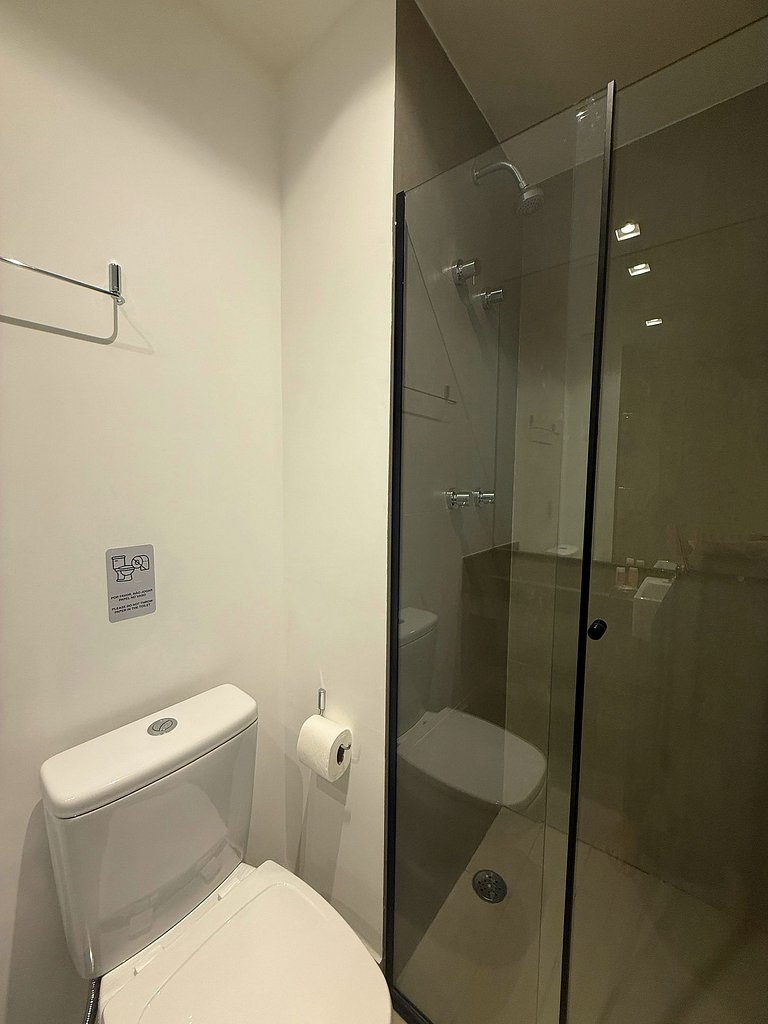 Domingos Vila Mariana Sixteen