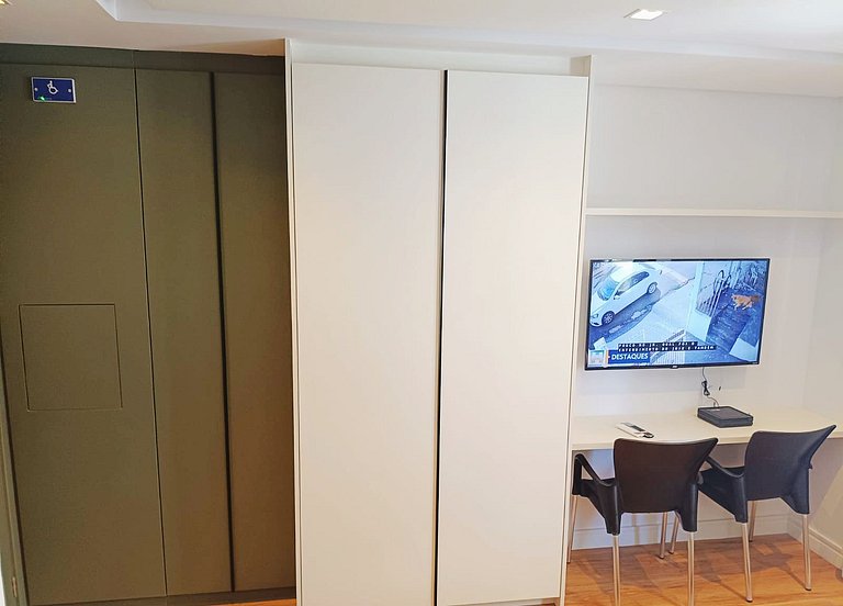 Atmos Brooklin Seven