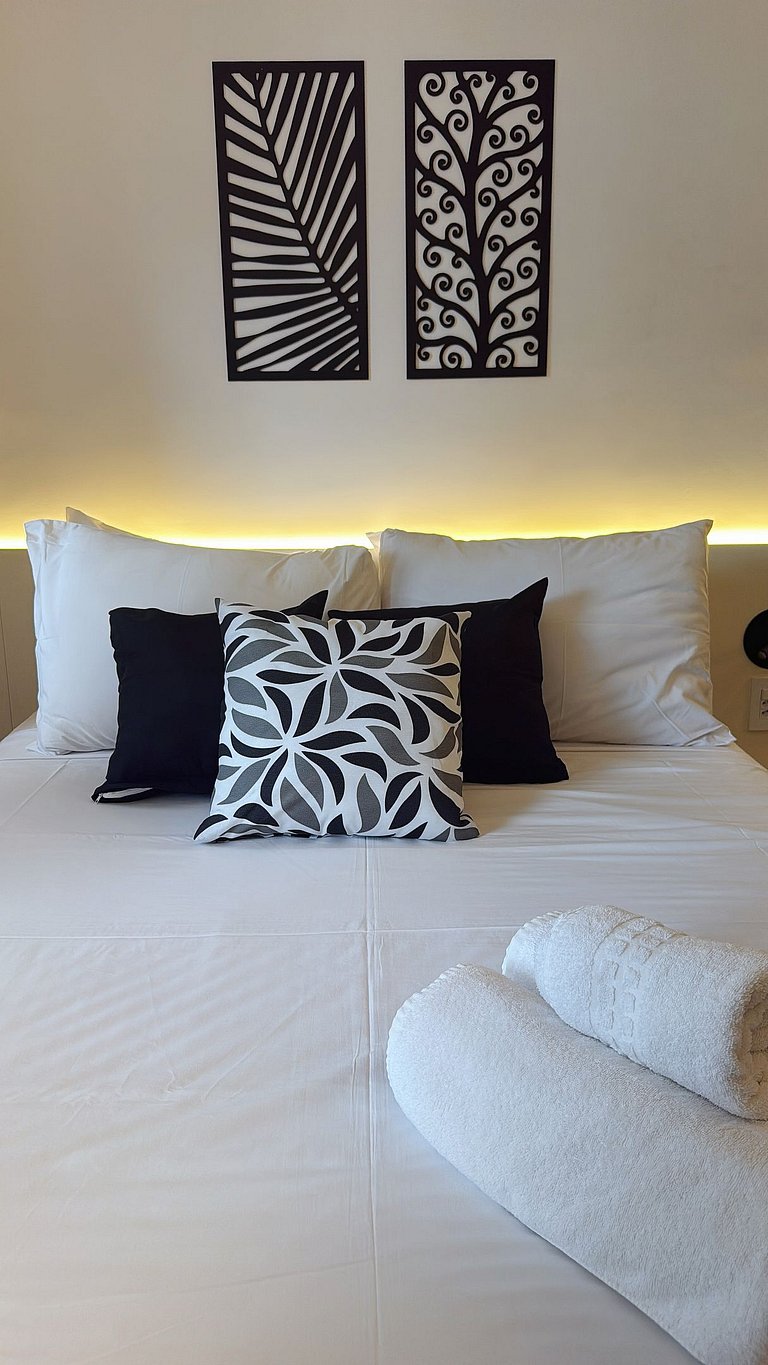 Atmos Brooklin Seven