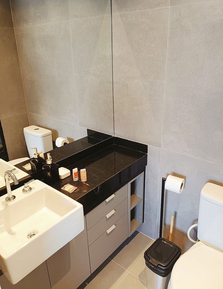 Domingos Vila Mariana Nine