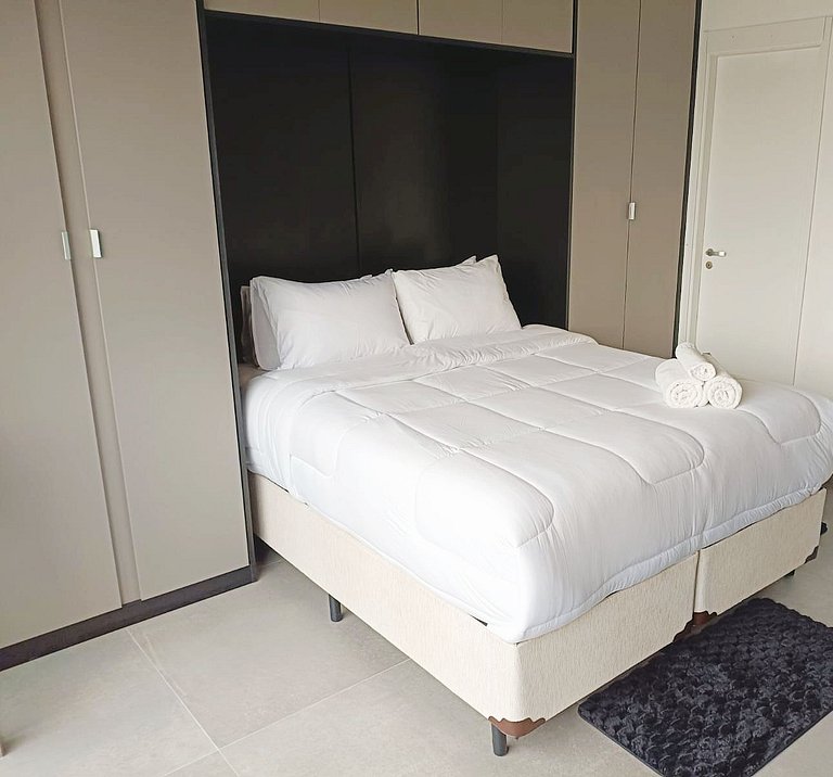 Domingos Vila Mariana Nine