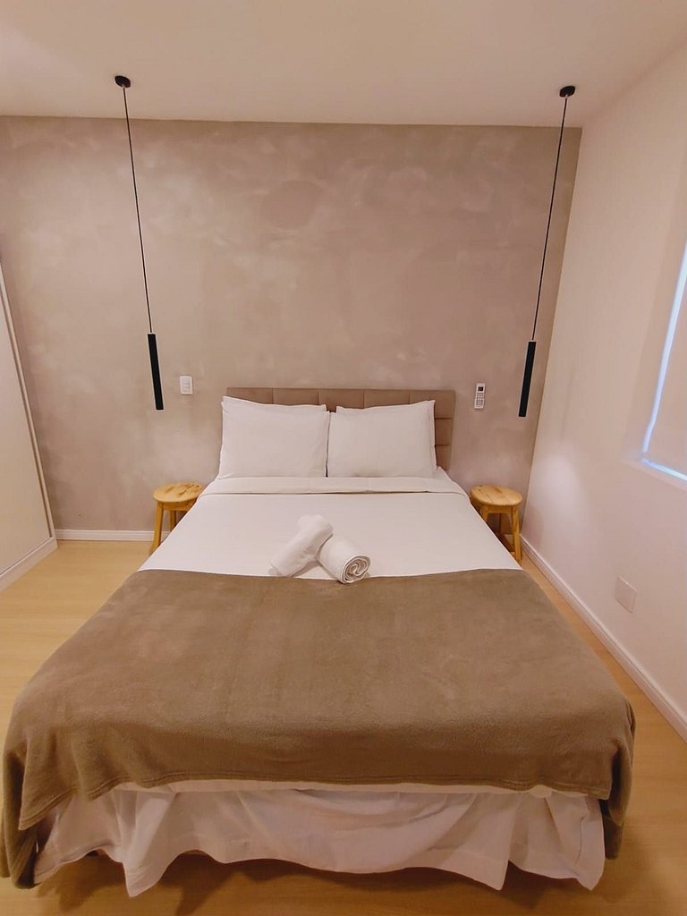 Send Arcos da Lapa Twelve