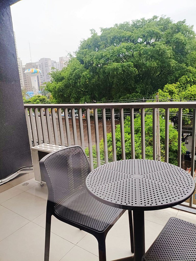 Domingos Vila Mariana Three