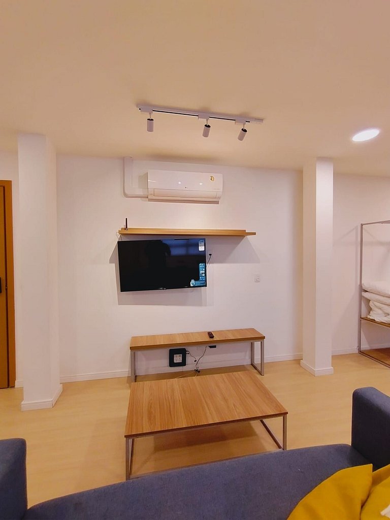 Send Arcos da Lapa Twenty Four