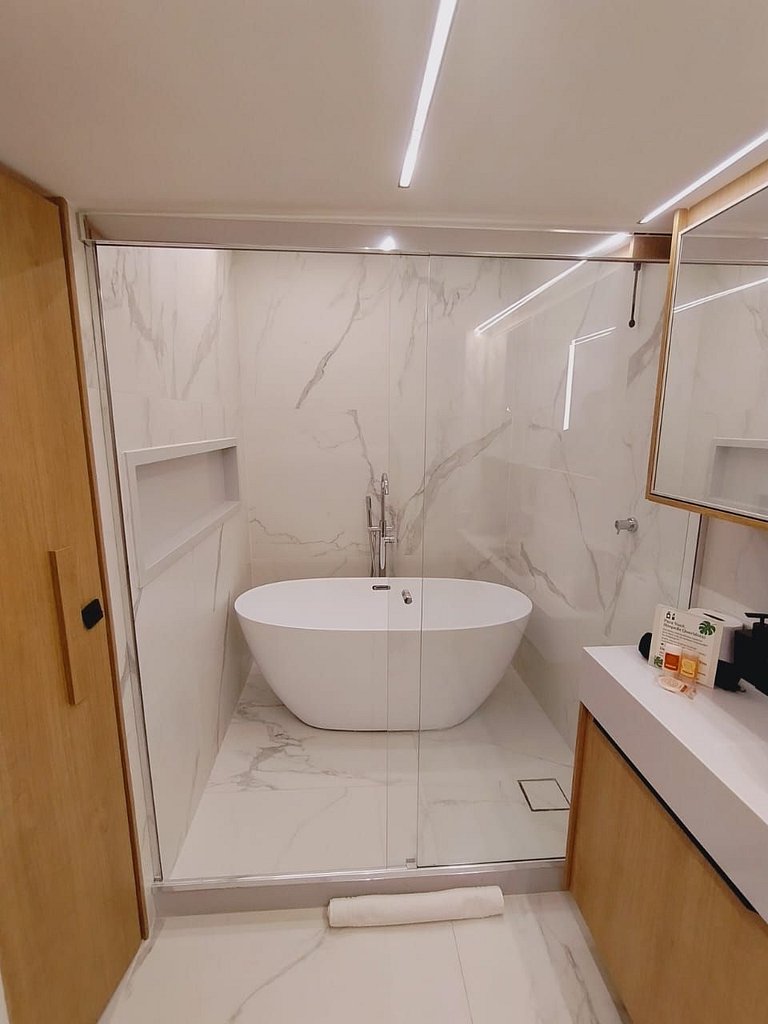 Marques2129 | Spacious, near Carioca Metro and VLT