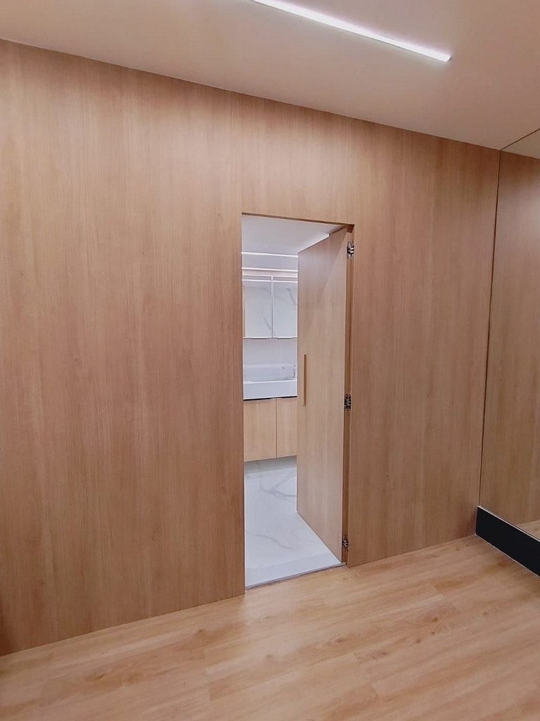 Marques2129 | Spacious, near Carioca Metro and VLT