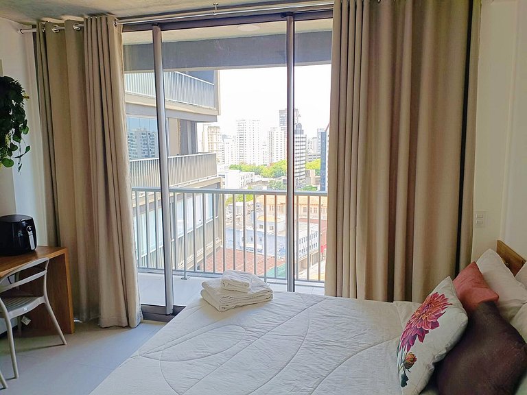 Domingos Vila Mariana Sixteen