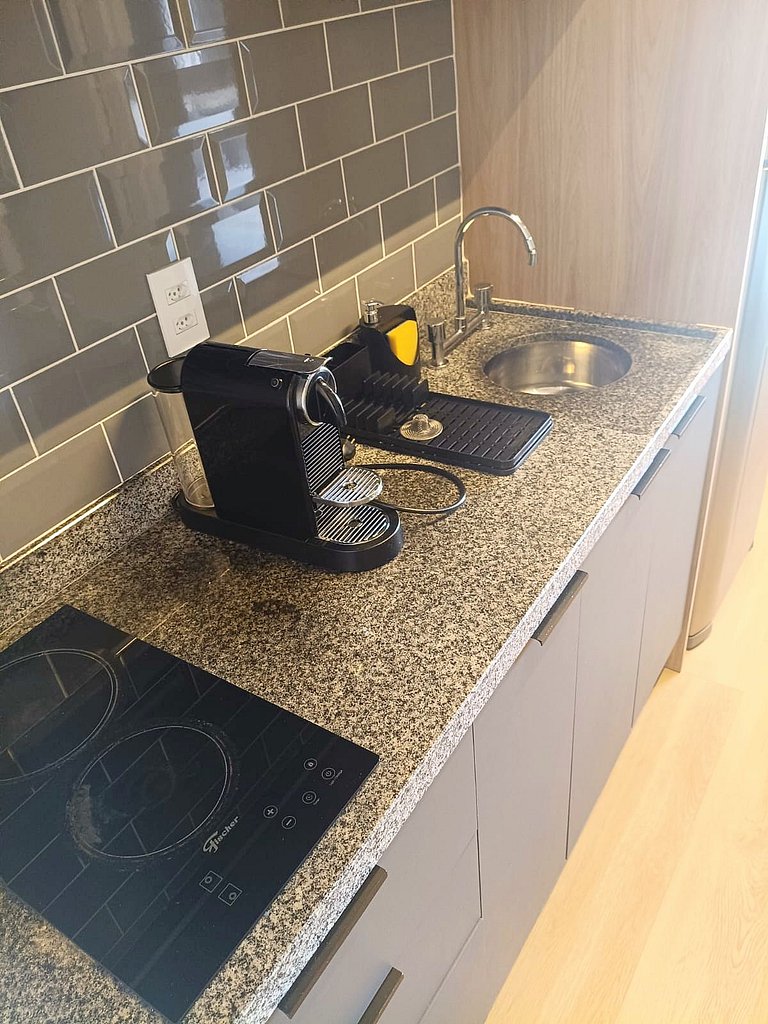 Nik Vila Mariana One