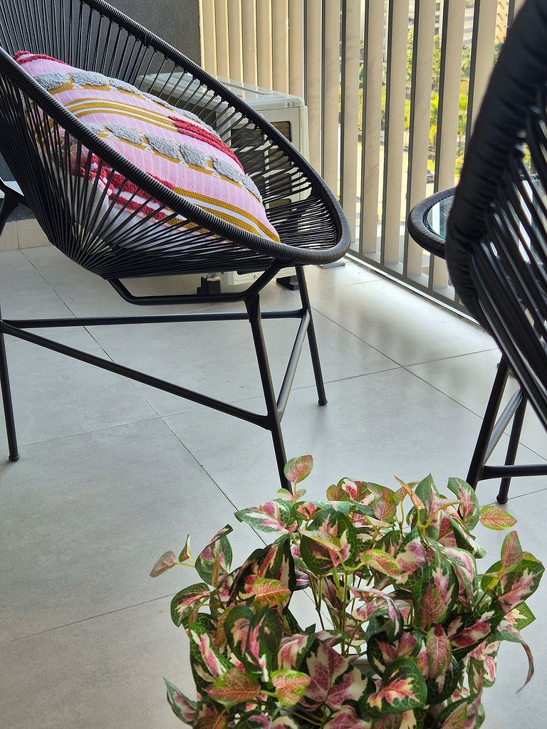 Domingos Vila Mariana Nine