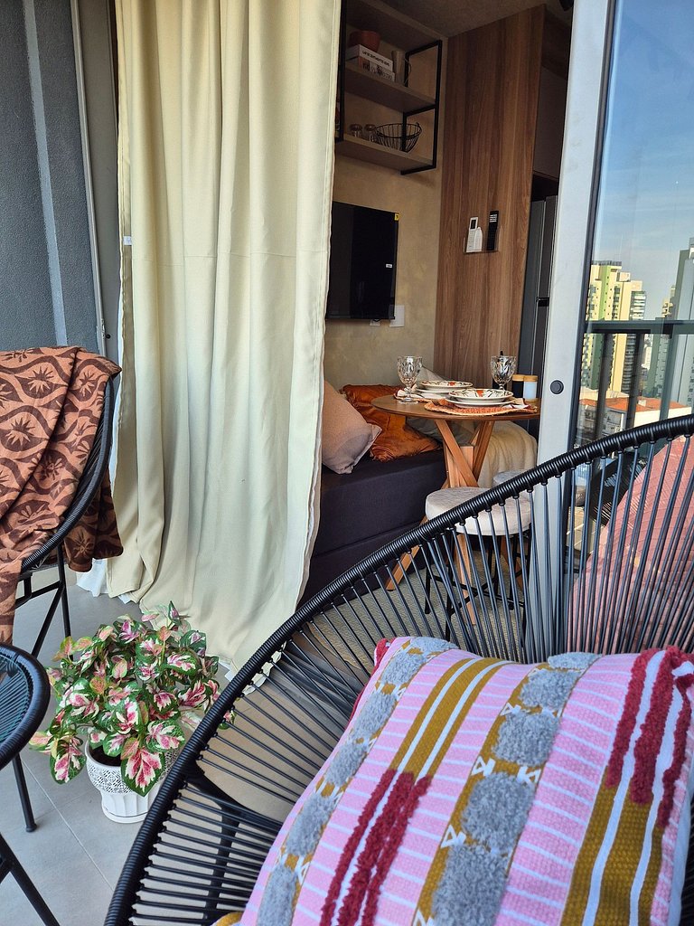 Domingos Vila Mariana Eight