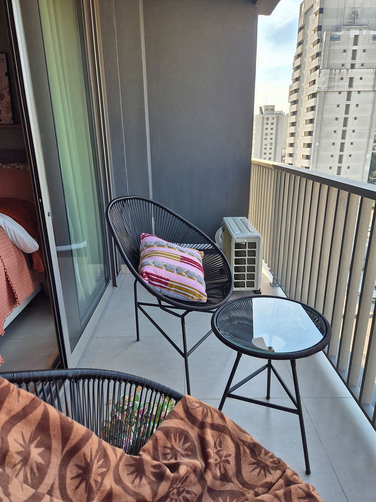 Domingos Vila Mariana Nine