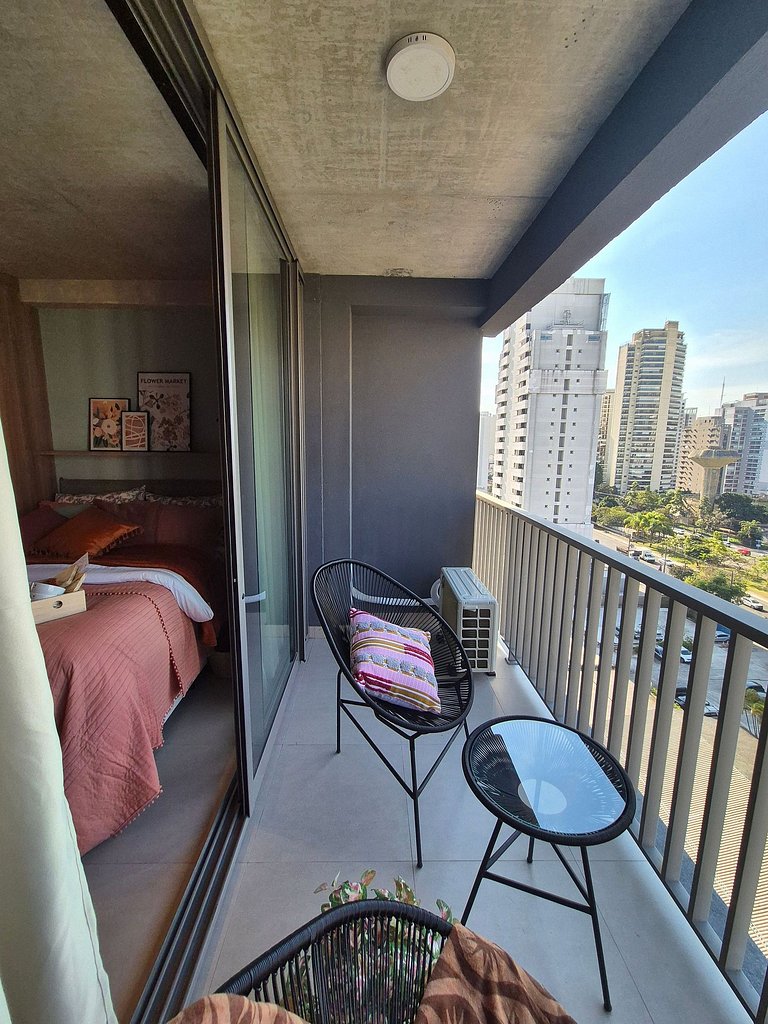 Domingos Vila Mariana Eight