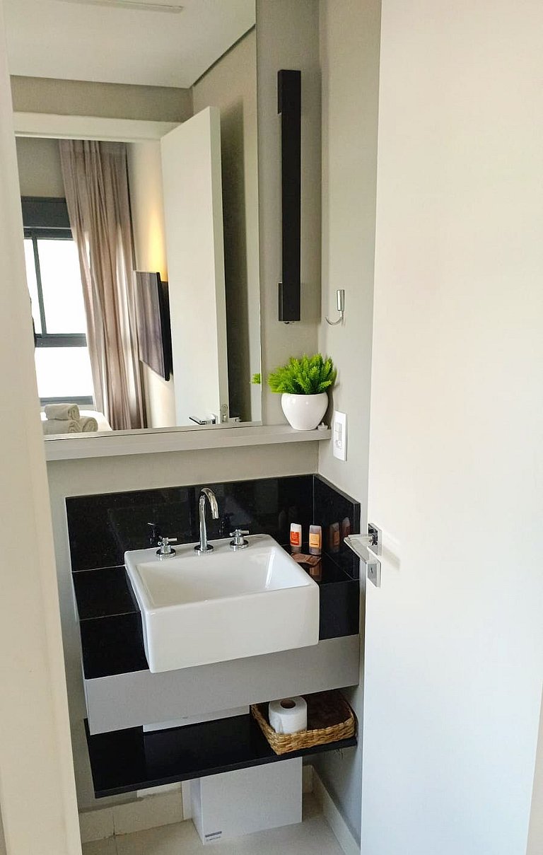 Gabriel Boutique Four