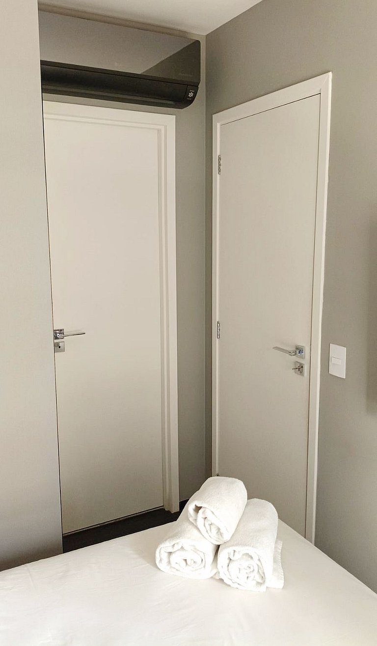 Gabriel Boutique Four