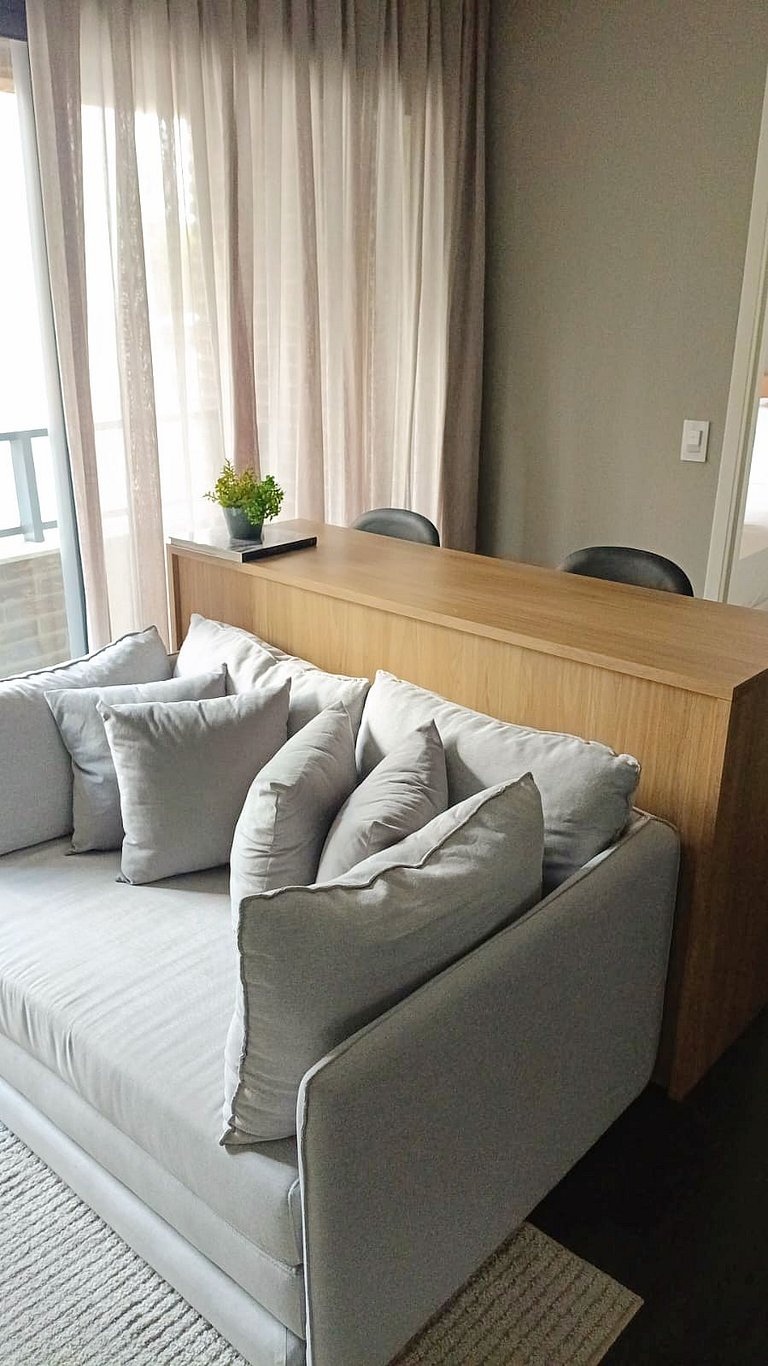 Gabriel Boutique Four