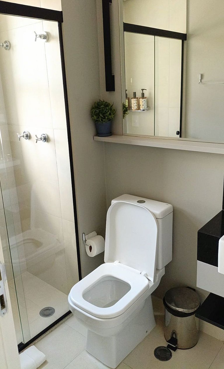 Gabriel Boutique Four