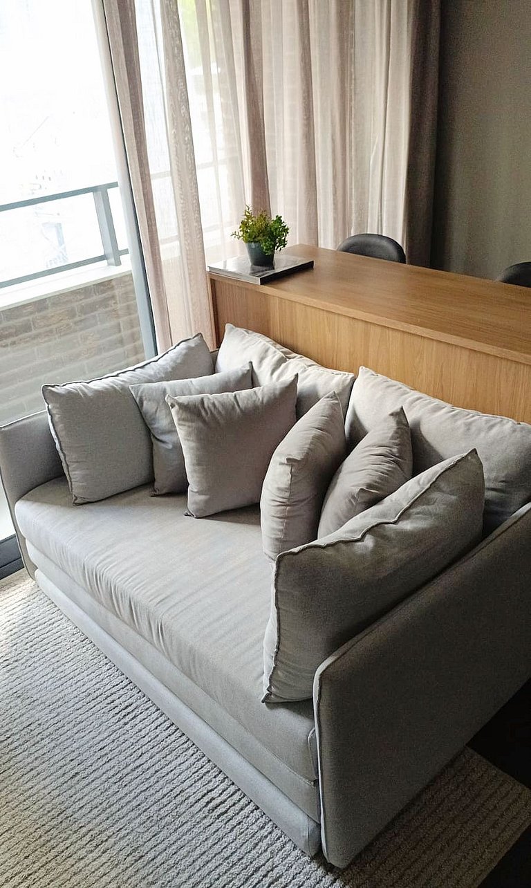 Gabriel Boutique Four