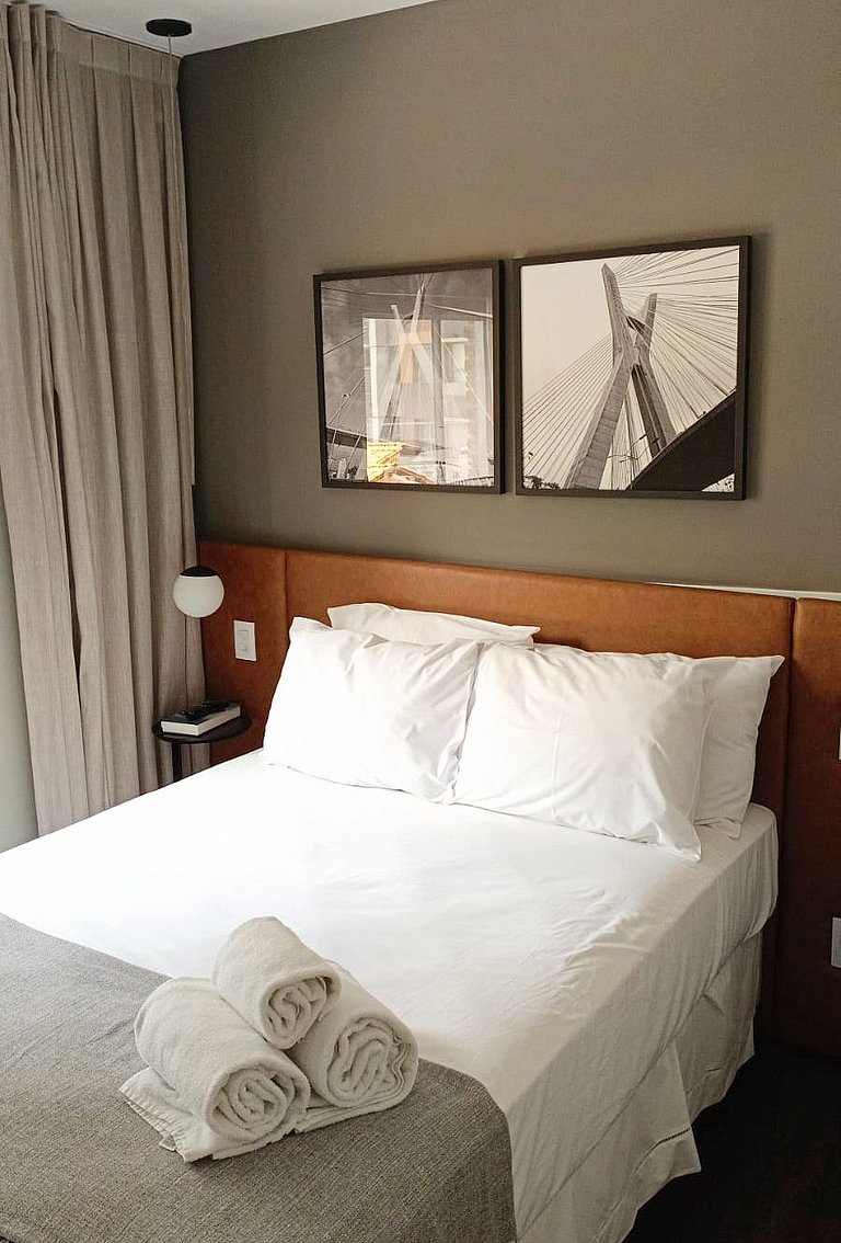 Gabriel Boutique Four