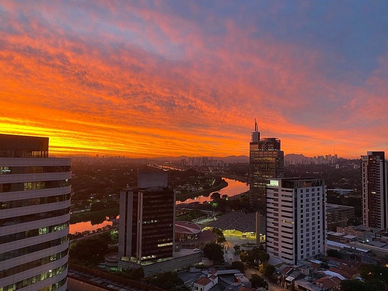 Summit Pinheiros Living Bstay