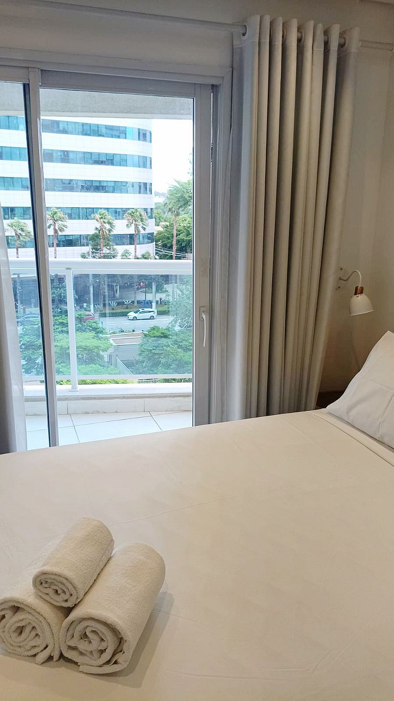 Summit 401 | Piscina, tenis y metro en Faria Lima