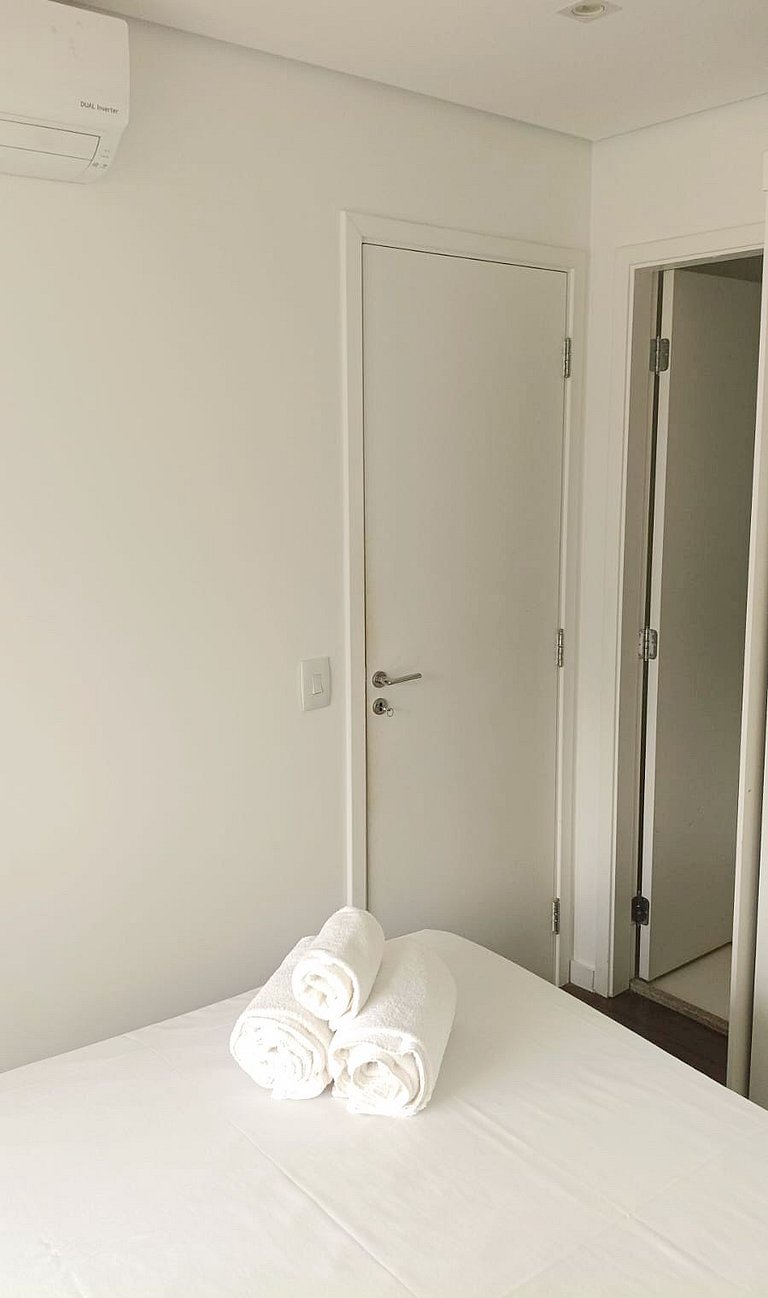 Summit Pinheiros Eight