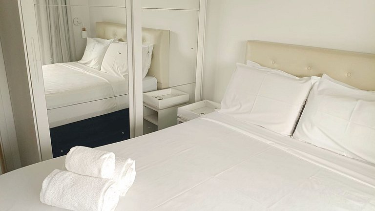 Summit Pinheiros Eight