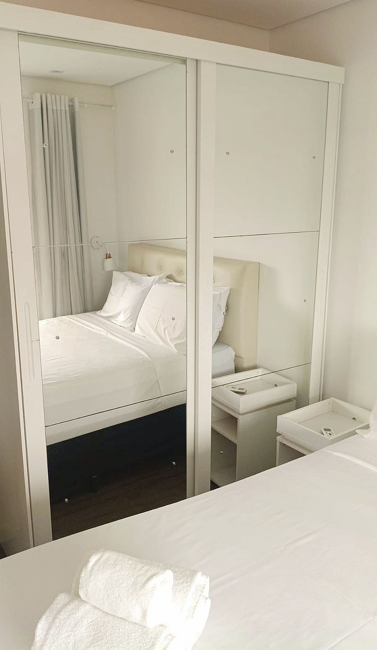 Summit 407 | Pool, tennis & metro at Faria Lima