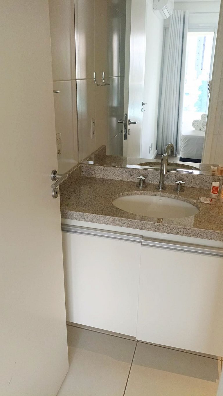 Summit Pinheiros Eight